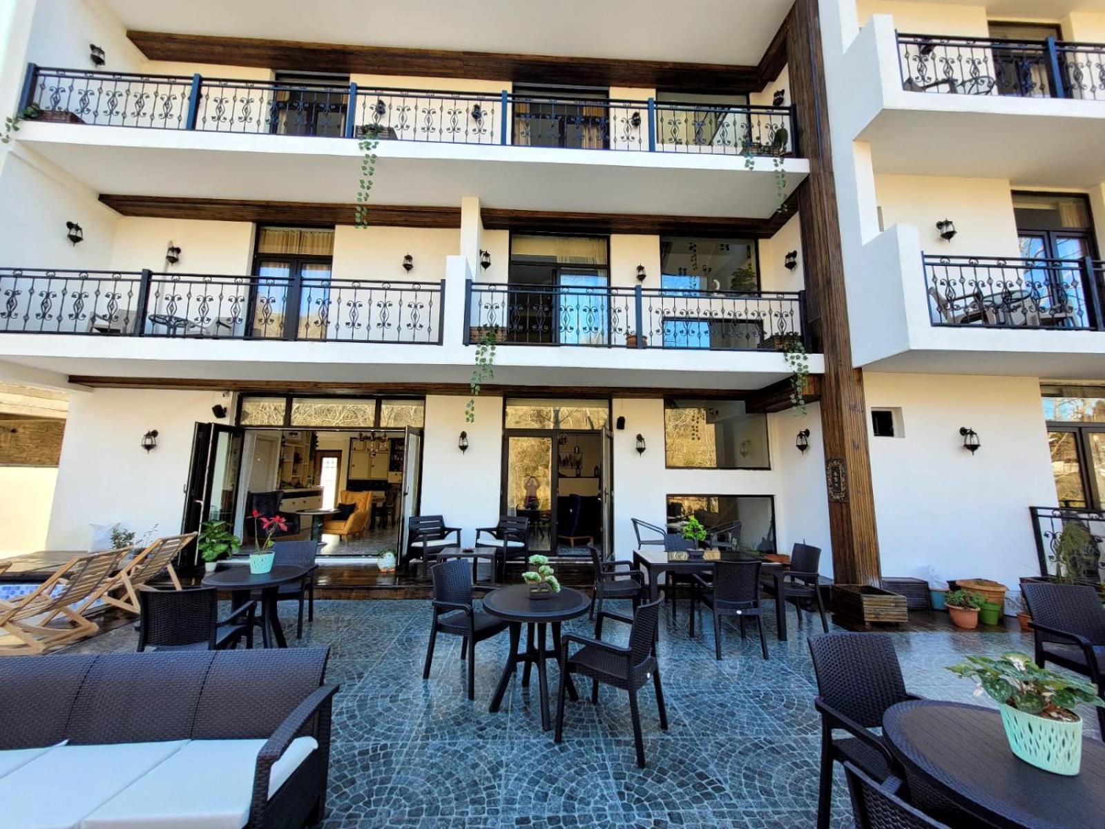 River Boutique Hotel Batumi Exteriör bild